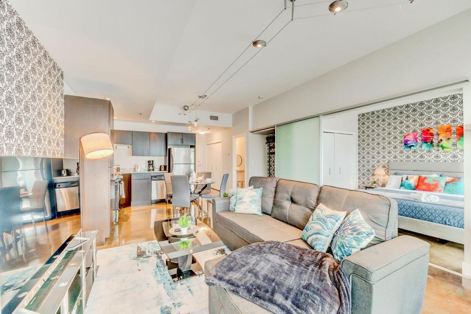 Luxury 2Br Condo - King Bed - Stunning City Views YYC Exterior foto