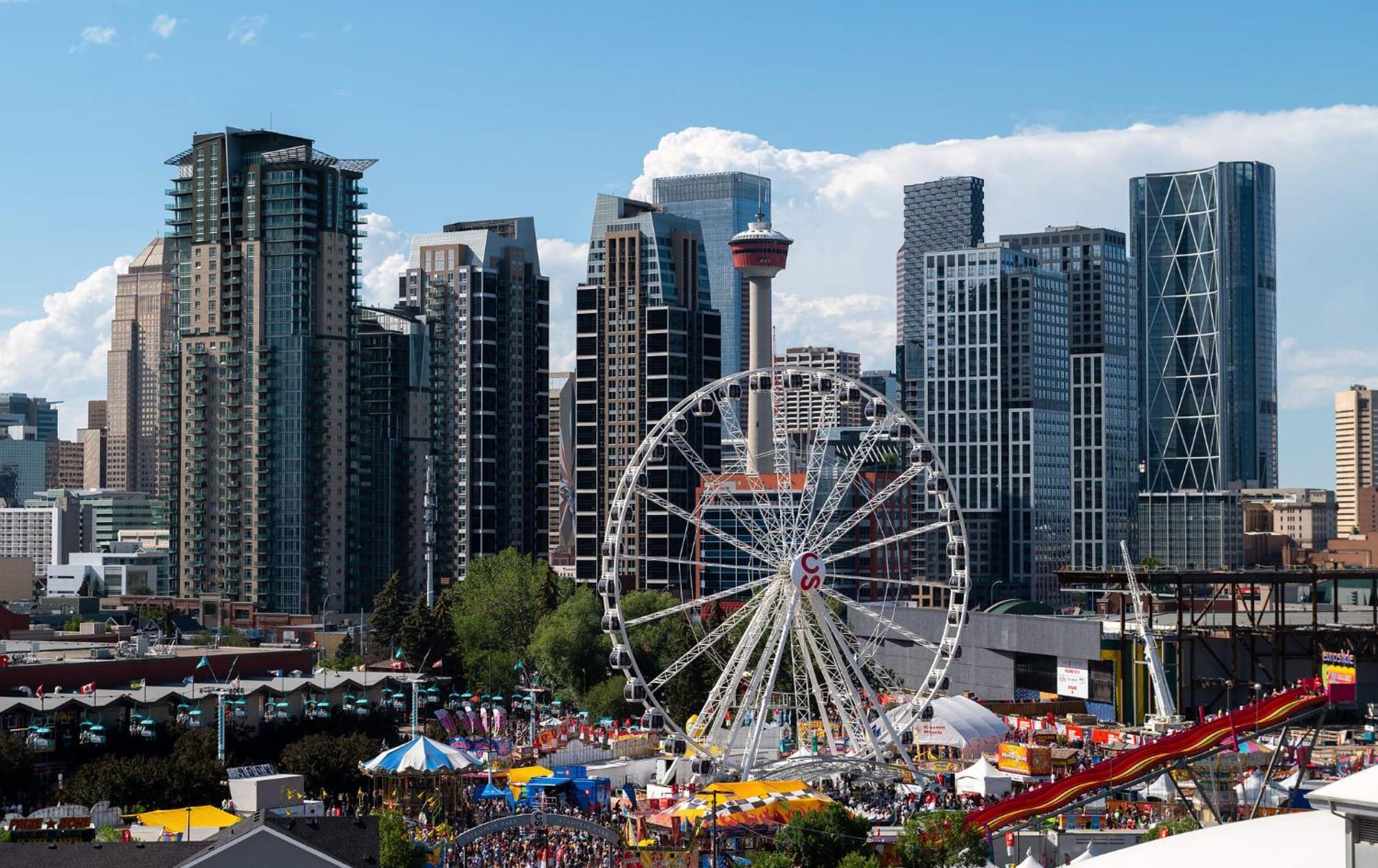Luxury 2Br Condo - King Bed - Stunning City Views YYC Exterior foto